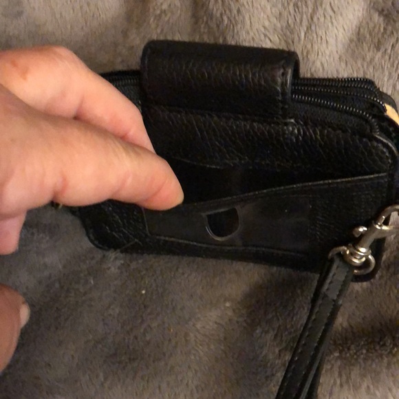 Black Kenneth Cole Reaction wallet - Picture 4 of 5